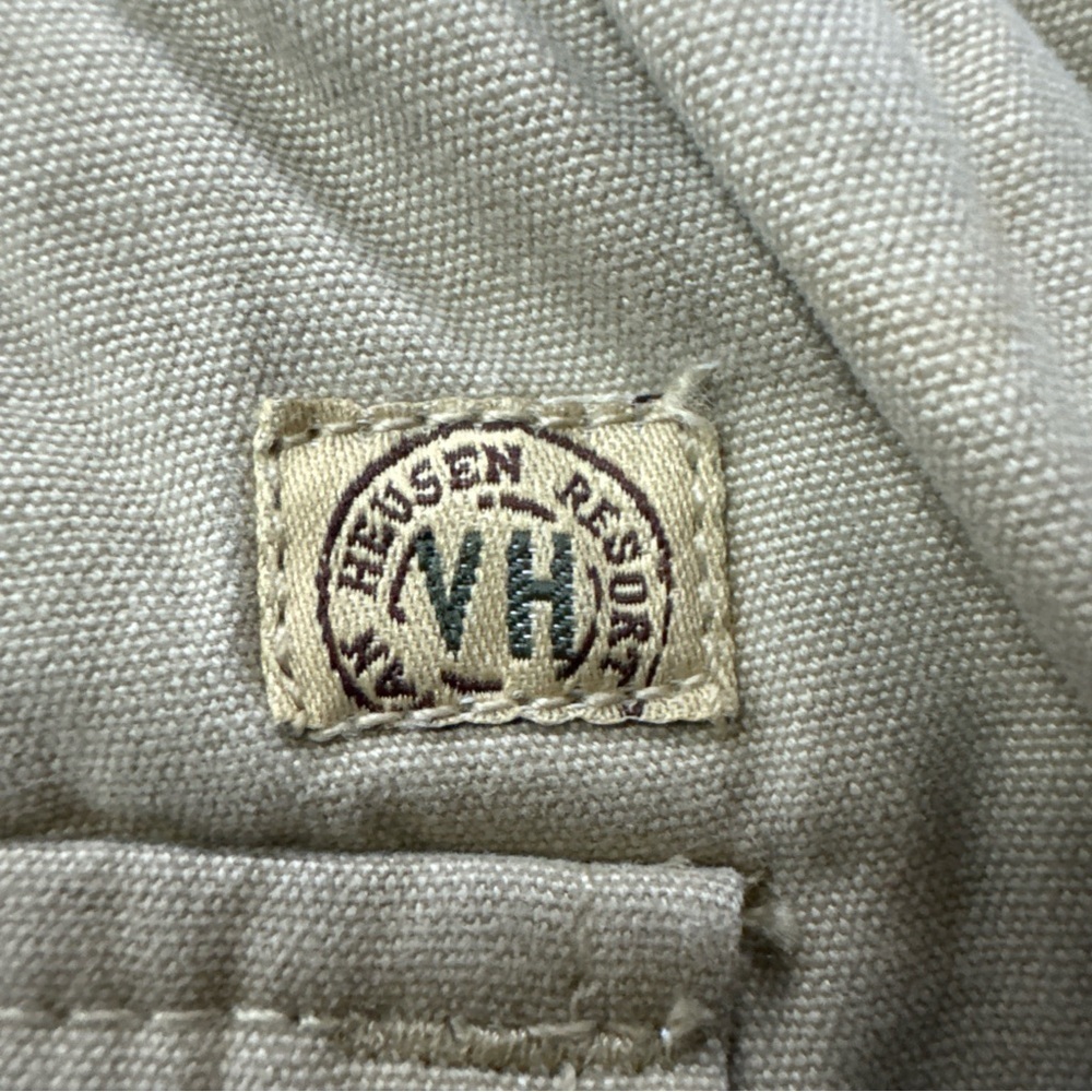 Van Heusen Resort Men’s Size 40 Beige Khaki Cargo Style Cotton Shorts NWT - Picture 3 of 9